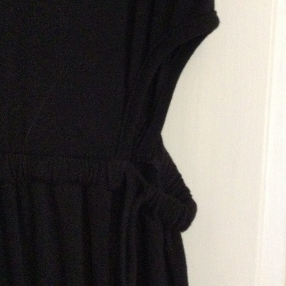 Maxi dress knit black. Size medium - Picture 2 of 6
